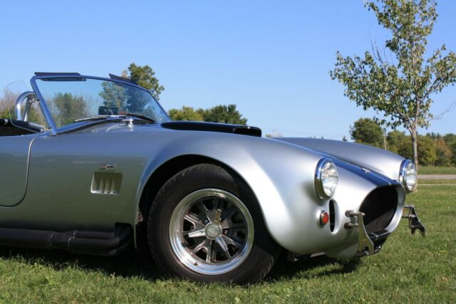 Replica/Kit Makes 427 cobra replica 1967 image number 3