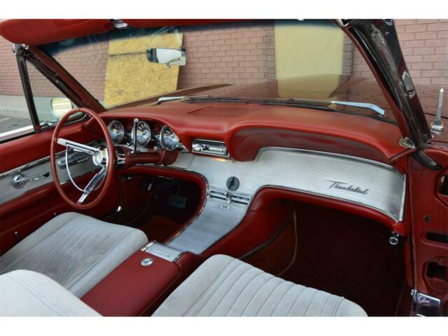 Ford Thunderbird 1962 image number 14