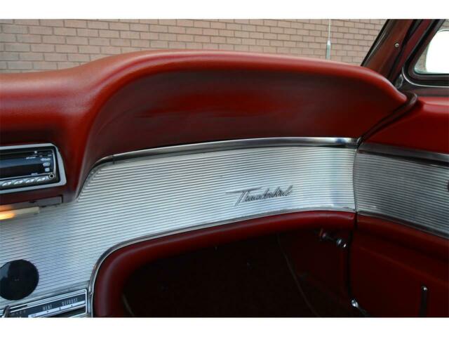 Ford Thunderbird 1962 image number 17