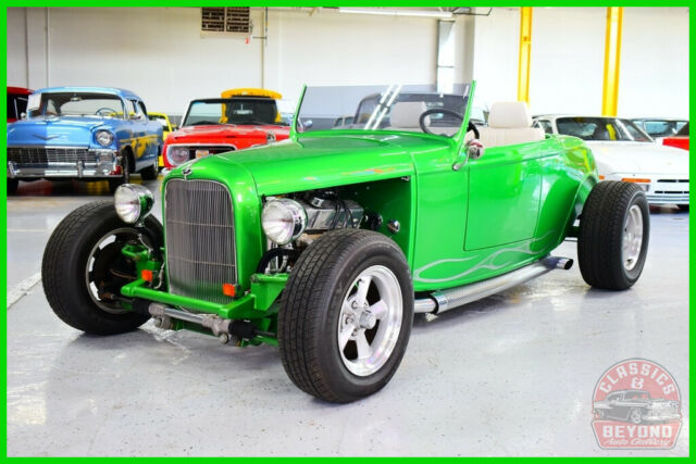 Ford Roadster 1932 image number 0