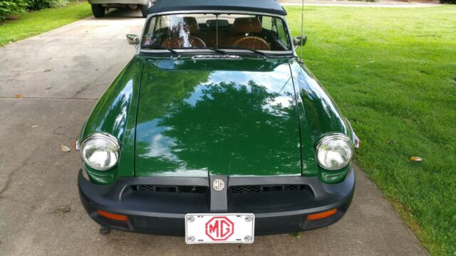 MG MGB 1977 image number 31