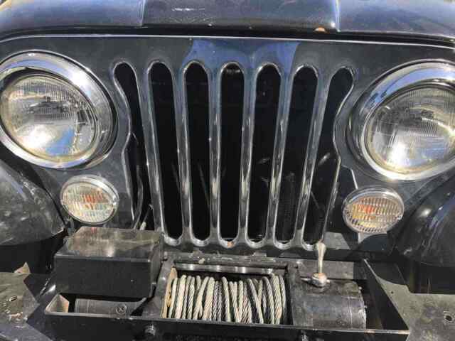 Jeep CJ-5 1977 image number 1