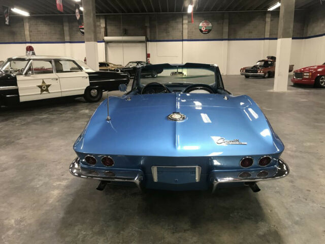 Chevrolet Corvette 1965 image number 3