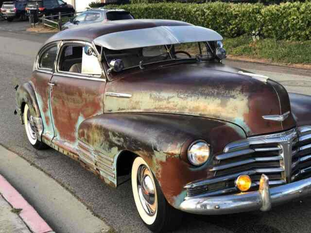 Chevrolet Fleetline 1948 image number 12