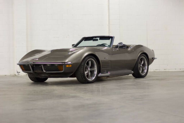 Chevrolet Corvette 1972 image number 1