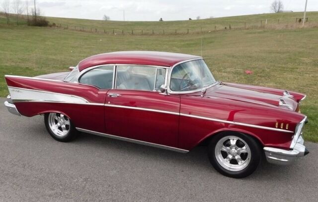 Chevrolet Bel Air/150/210 1957 image number 0