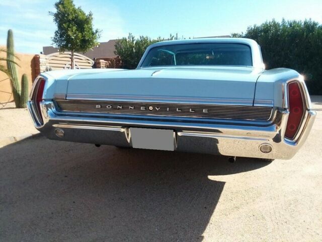 Pontiac Bonneville 1964 image number 19