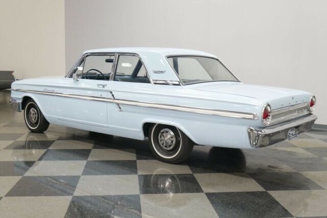 Ford Fairlane 1964 image number 32