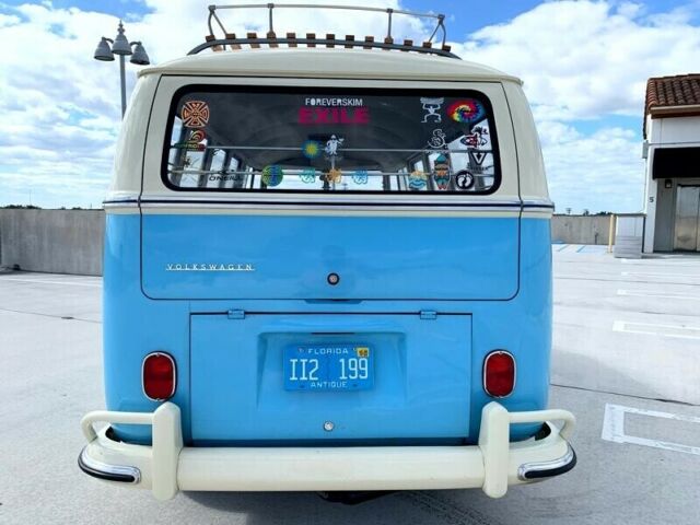 Volkswagen Bus/Vanagon 1965 image number 19