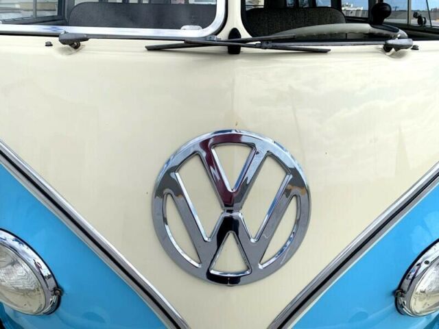 Volkswagen Bus/Vanagon 1965 image number 28