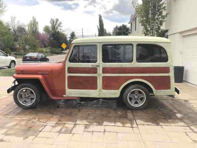 Jeep Station Wagon 1947 image number 1