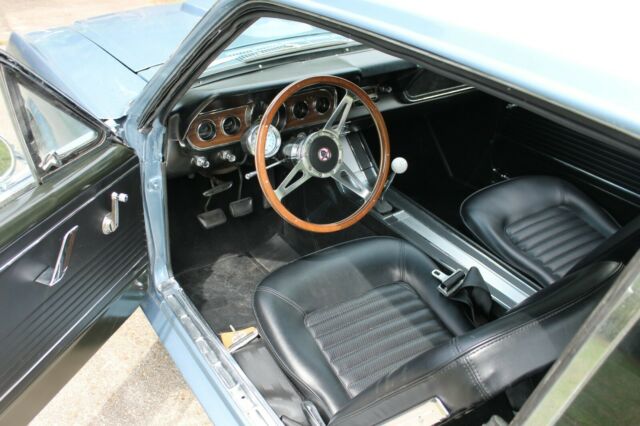 Ford Mustang 1966 image number 21