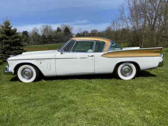 Studebaker Golden Hawk 1958 image number 3