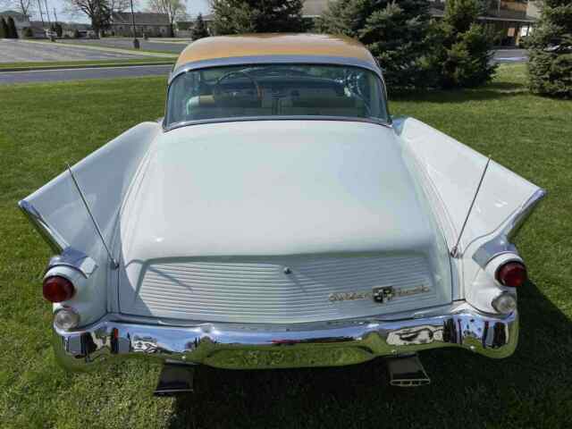 Studebaker Golden Hawk 1958 image number 5