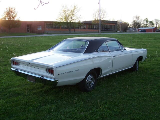 Dodge Coronet 1968 image number 19