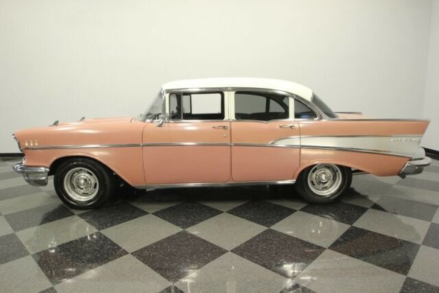 Chevrolet Bel Air/150/210 1957 image number 7