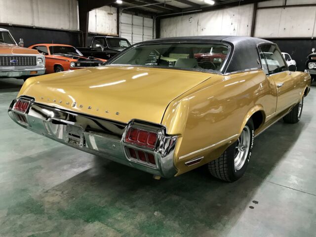 Oldsmobile Cutlass 1972 image number 28