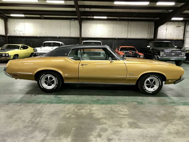 Oldsmobile Cutlass 1972 image number 29