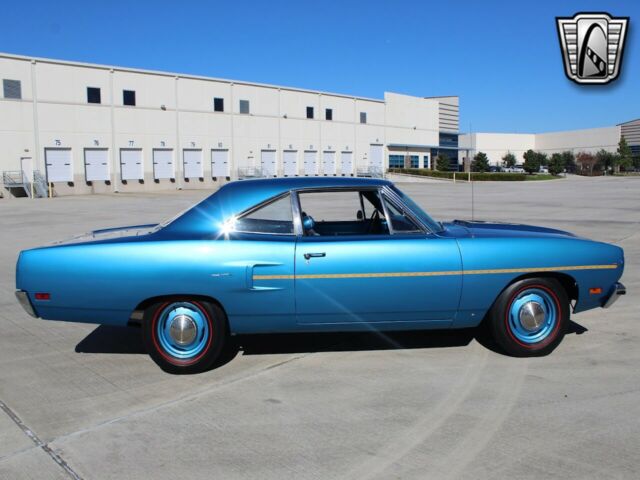 Plymouth Road Runner 1970 image number 15