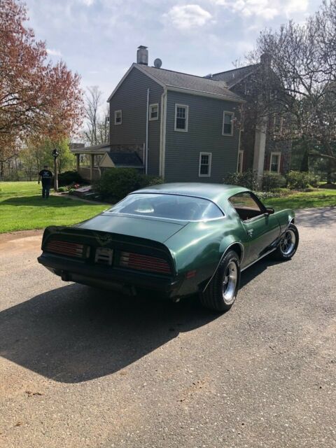 Pontiac Firebird 1975 image number 20