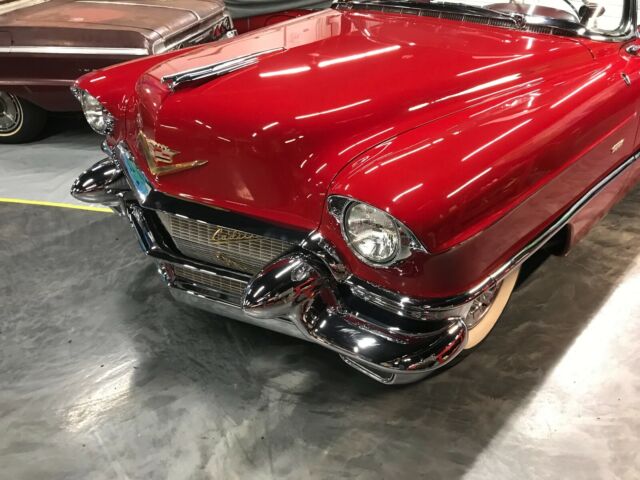 Cadillac Series 62 1956 image number 19