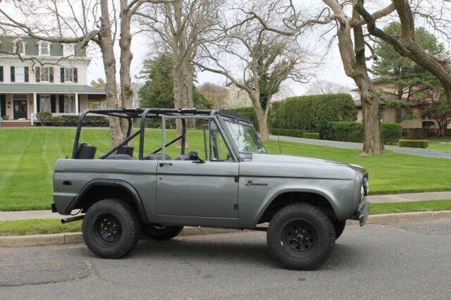 Ford Bronco 1970 image number 1