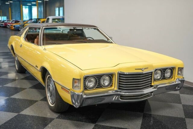 Ford Thunderbird 1972 image number 18