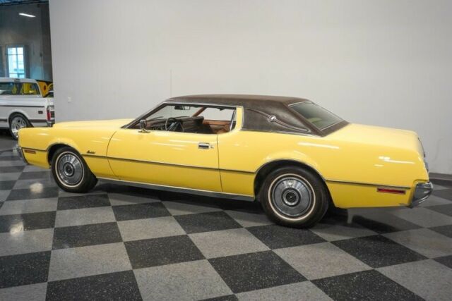 Ford Thunderbird 1972 image number 32