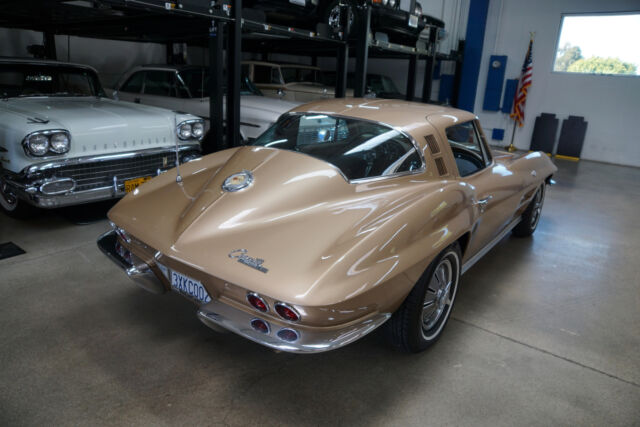 Chevrolet Corvette 327/300HP V8 Coupe 1964 image number 40