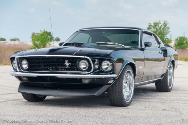 Ford Mustang 1969 image number 2