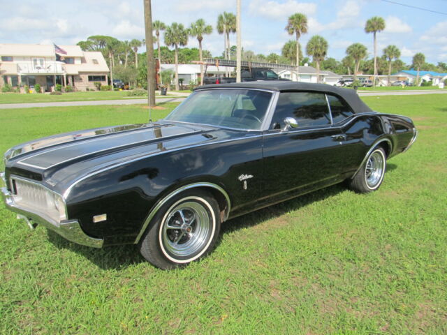 Oldsmobile Cutlass 1969 image number 23