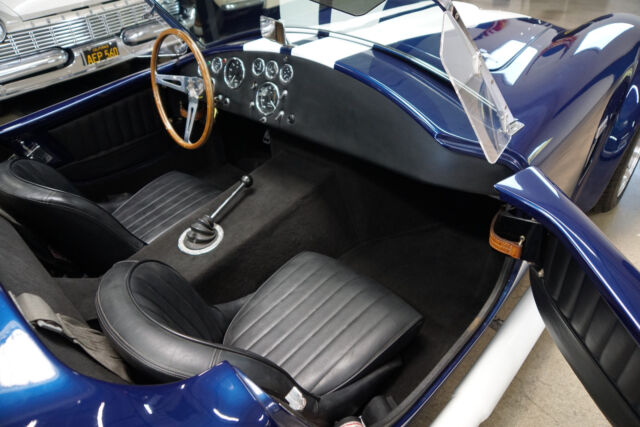 Ford Shelby AC Cobra Replica 1965 image number 20