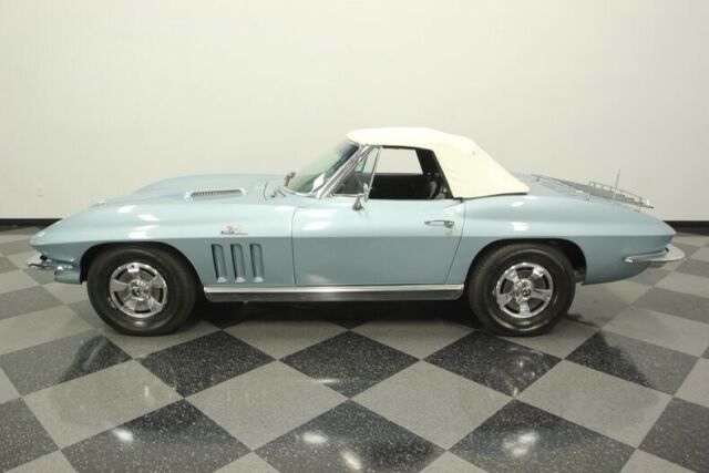 Chevrolet Corvette 1966 image number 47