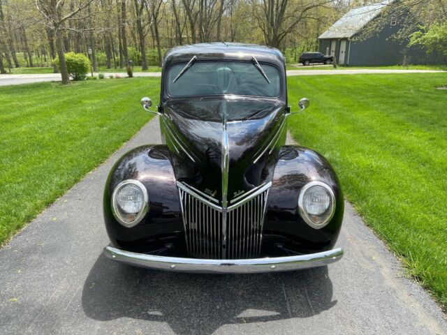 Ford Deluxe 1939 image number 18