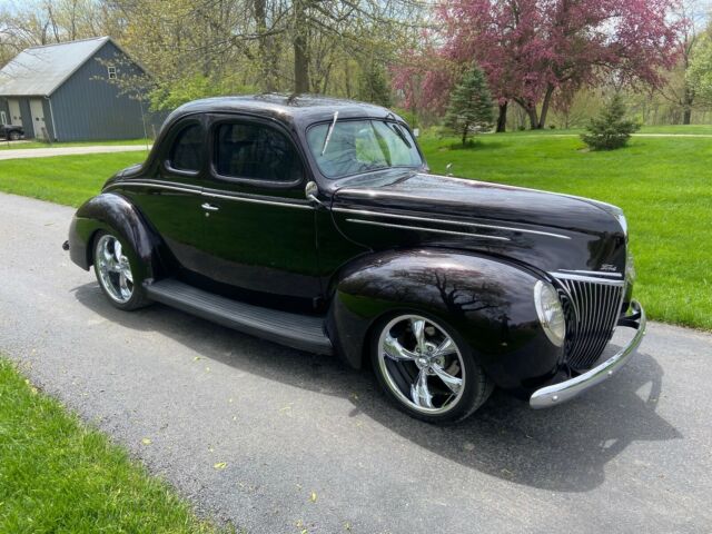 Ford Deluxe 1939 image number 35