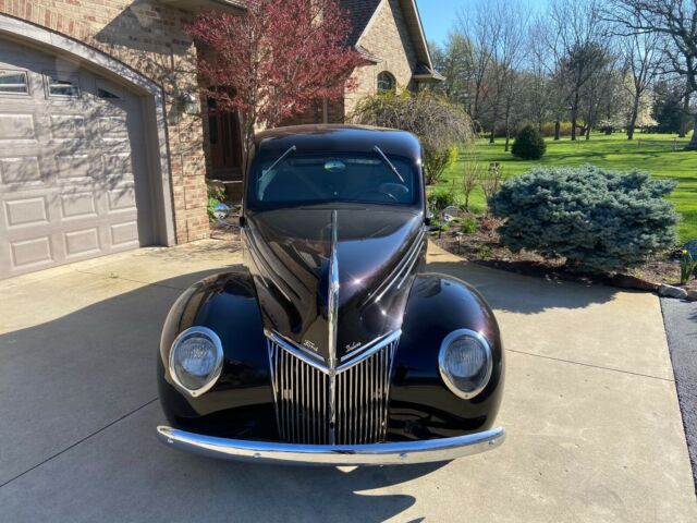 Ford Deluxe 1939 image number 5