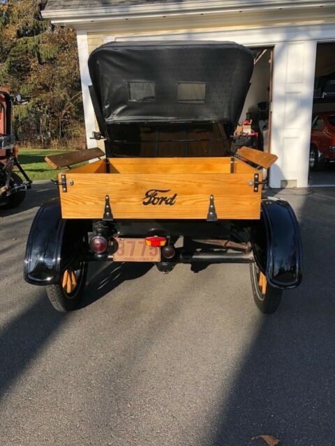 Ford Model T 1922 image number 30