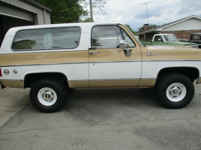 Chevrolet Blazer 1975 image number 1