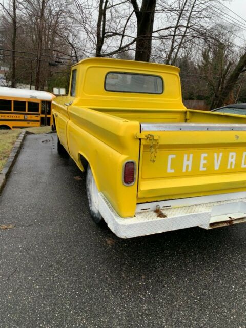 Chevrolet Apache 1960 image number 18