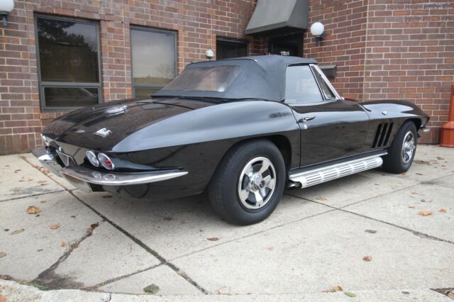 Chevrolet Corvette 1966 image number 31