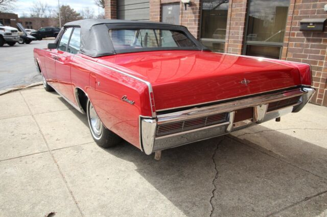 Lincoln Continental 1966 image number 27