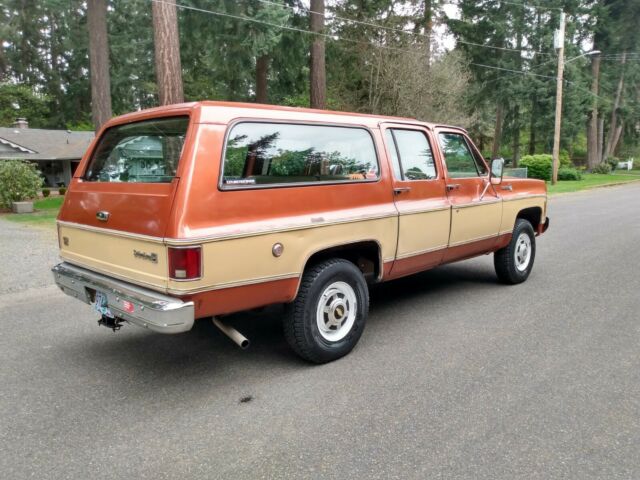 Chevrolet Suburban 1977 image number 26