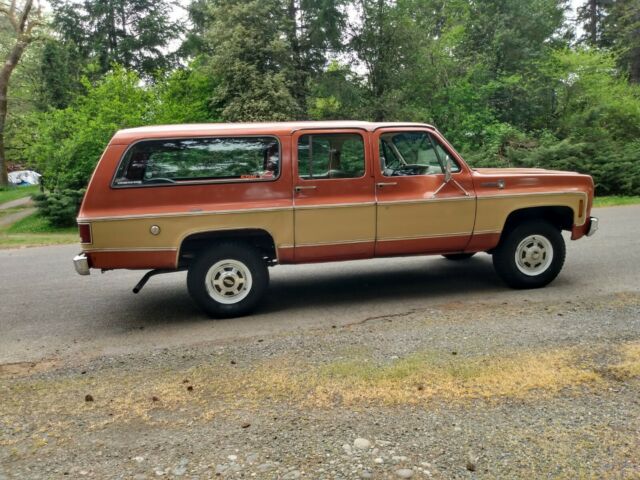 Chevrolet Suburban 1977 image number 9