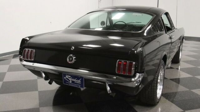 Ford Mustang 1965 image number 12