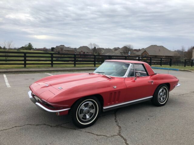 Chevrolet Corvette 1966 image number 0