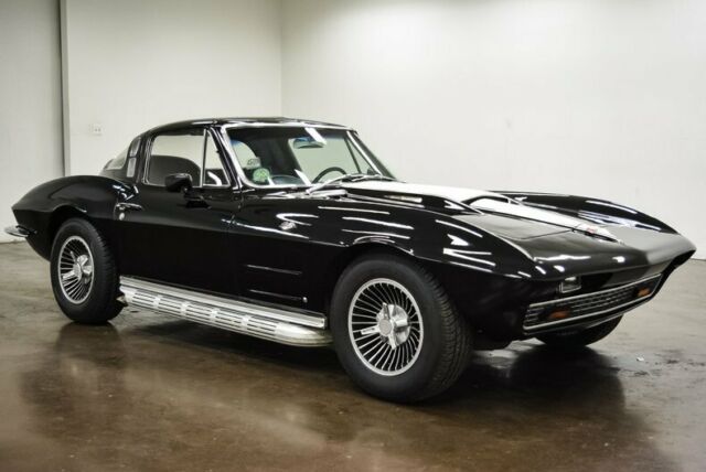 Chevrolet Corvette 1964 image number 22