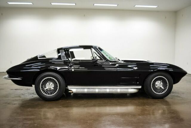 Chevrolet Corvette 1964 image number 6