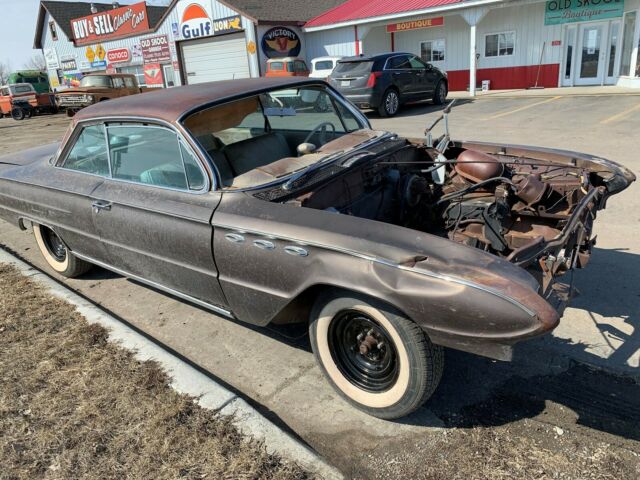 Buick Roadmaster 1961 image number 19