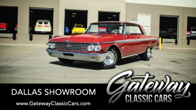 Ford Galaxie 1962 image number 0