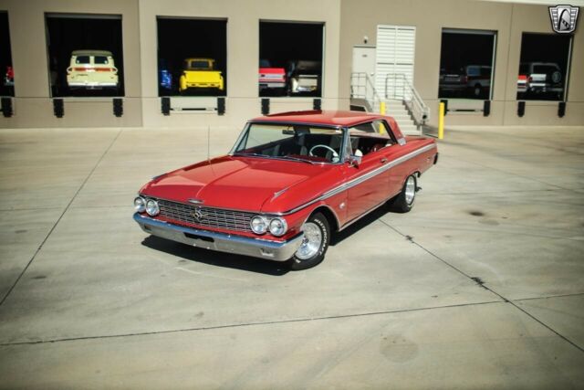 Ford Galaxie 1962 image number 23